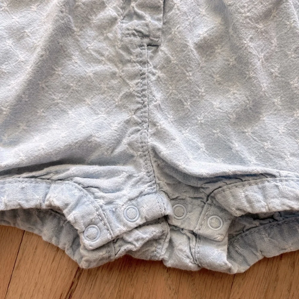 | Baby GAP | Denim Romper Sz 18-24 months Buttons and snaps